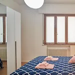 Azure Spot In Siena Centre - Apt Centrale Con Balcone