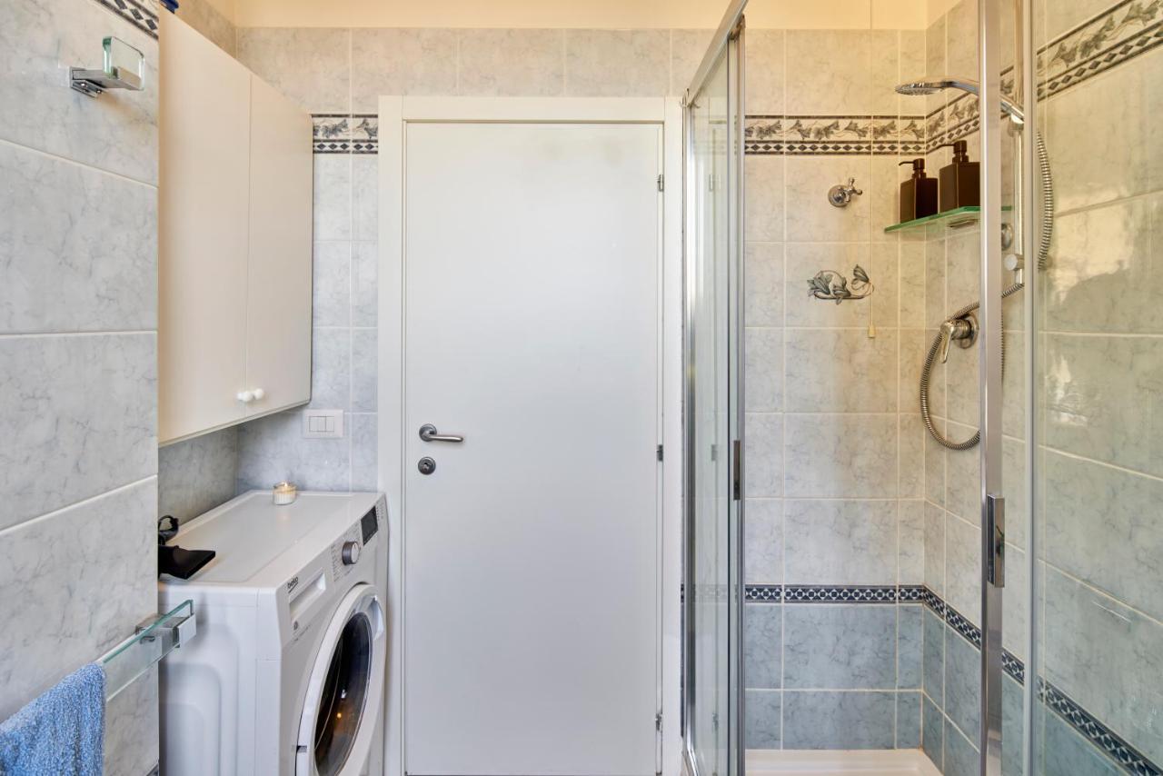 Azure Spot In Centre - Apt Con Balcone Apartment
